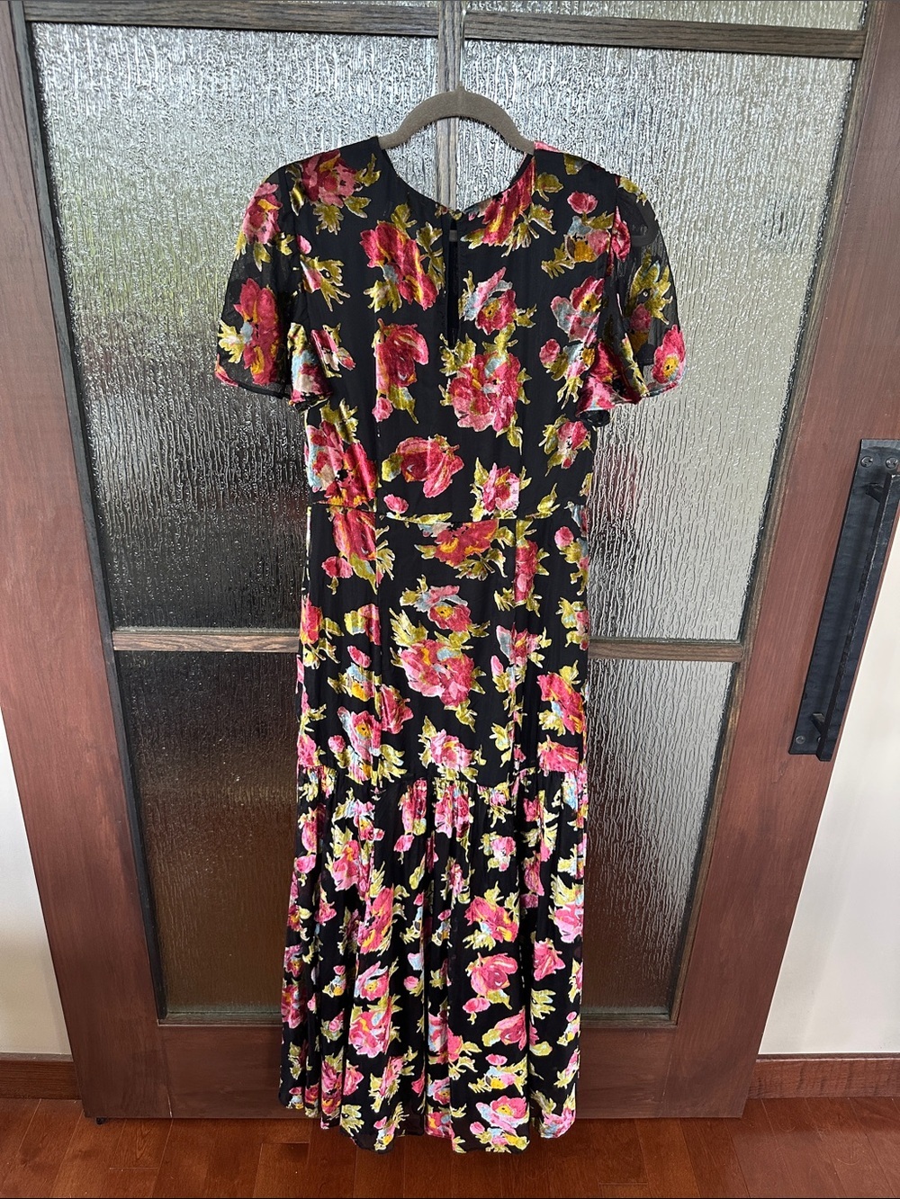 Rixo Velvet Floral Gown Floral Maxi Dress with Flutter Sleeves Sz 4 - Picture 11 of 15
